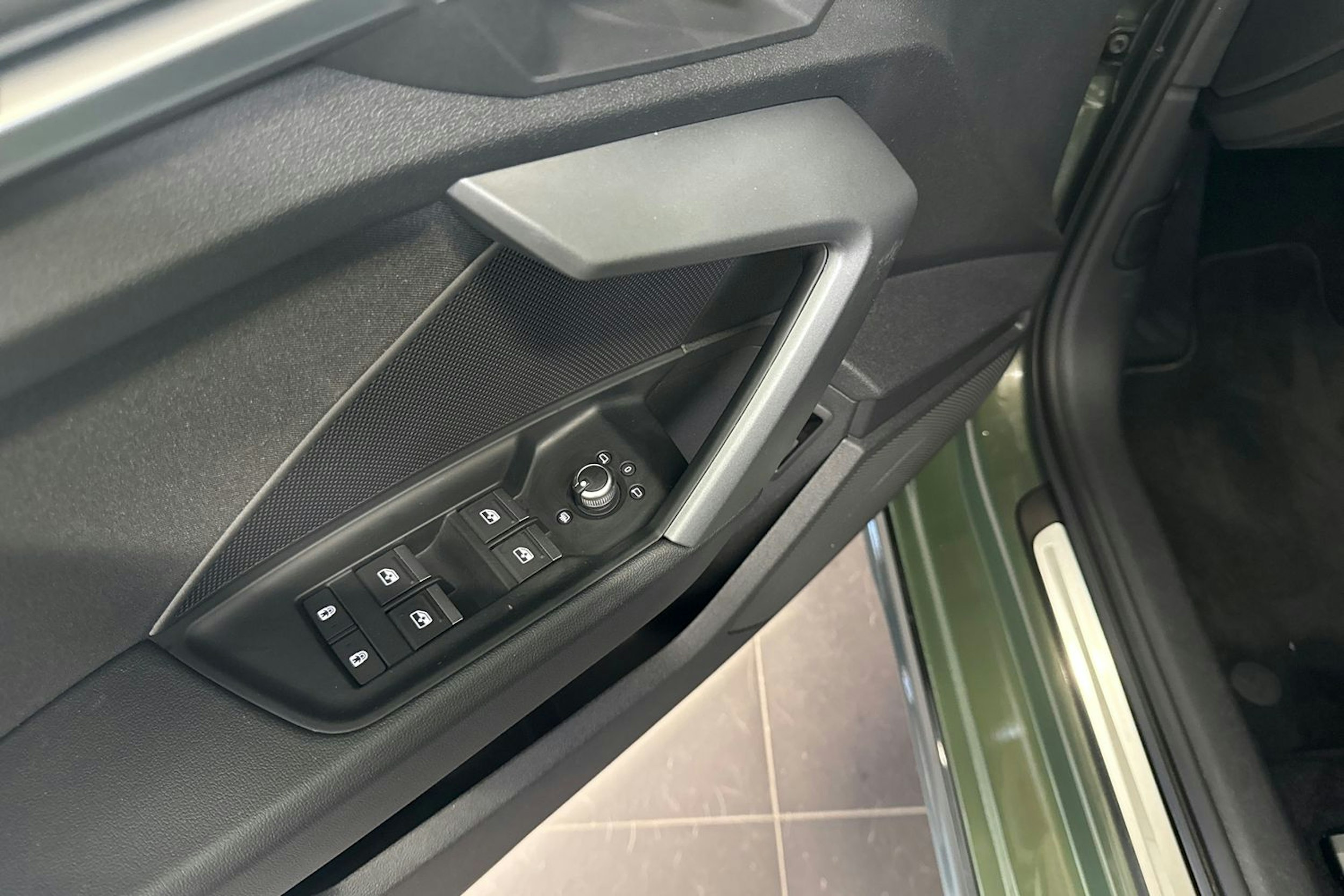 vihreä Audi A3 2025 kuva 13.