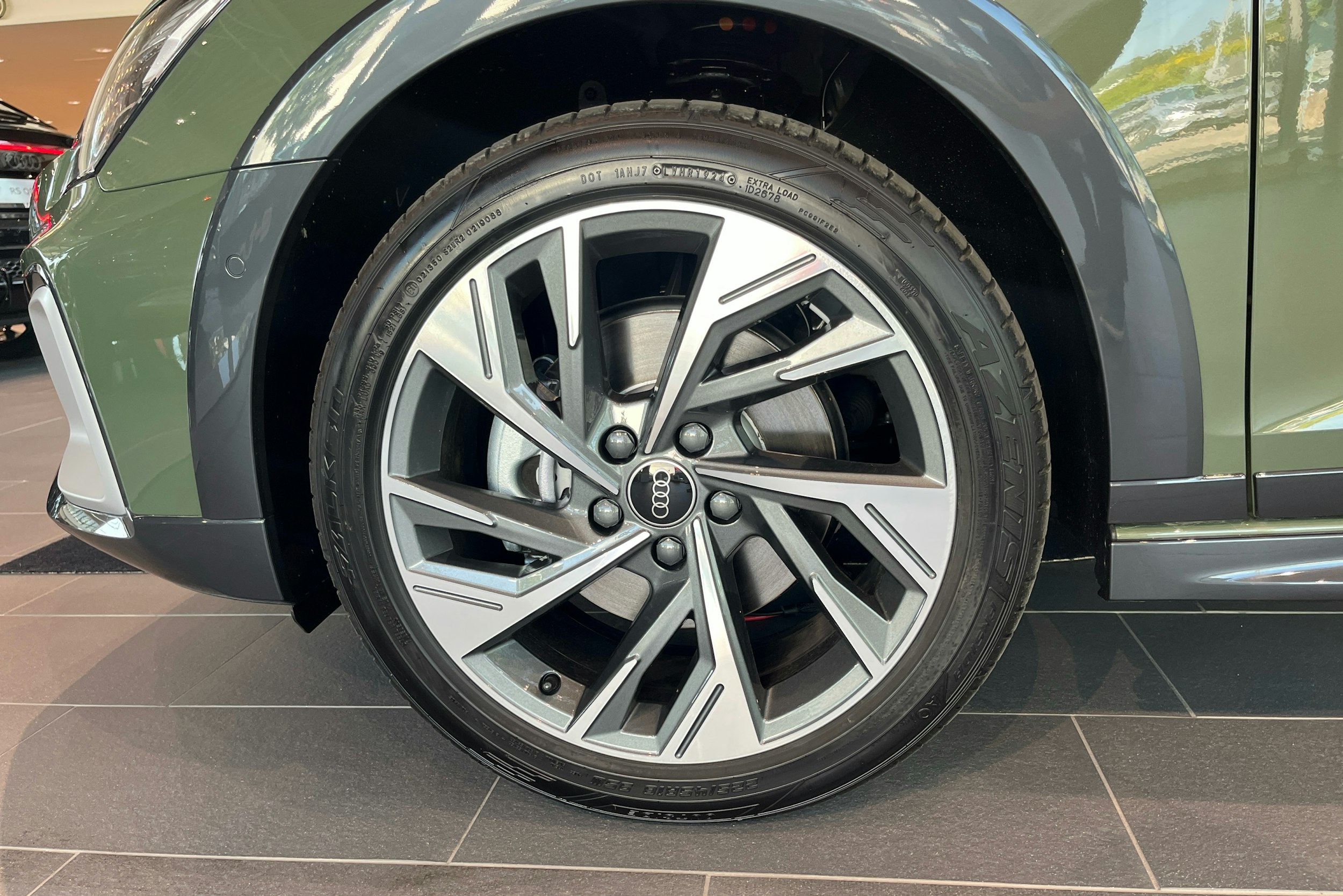 vihreä Audi A3 2025 kuva 9.