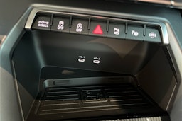vihreä Audi A3 2025 kuva 15.