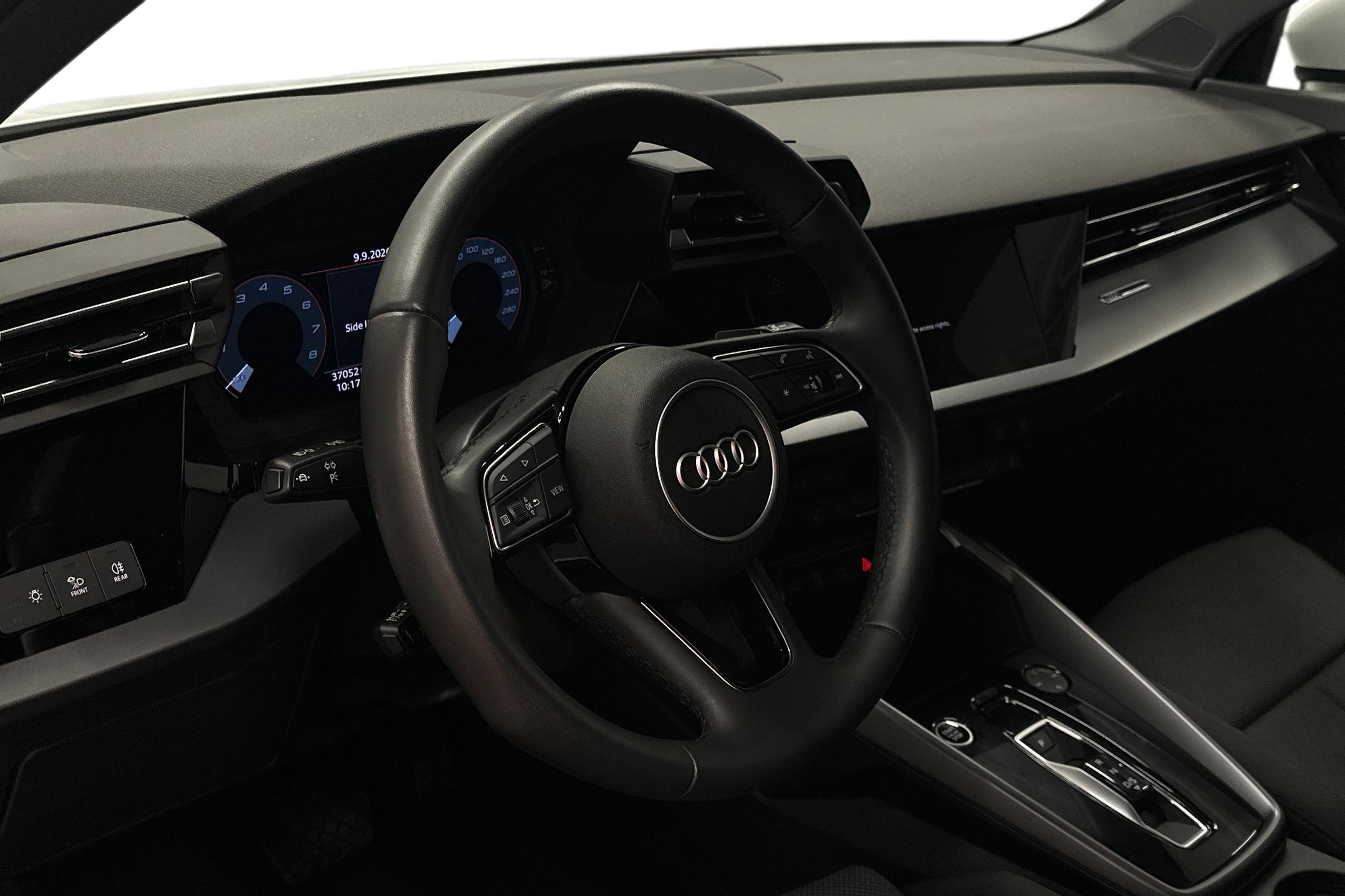 Audi A3 Sportback 30 TFSI 2025, kuva 6/33