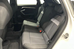valkoinen Audi A3 2025 kuva 8.