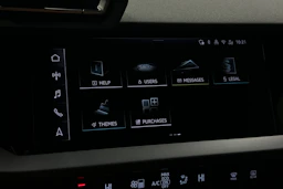 valkoinen Audi A3 2025 kuva 17.