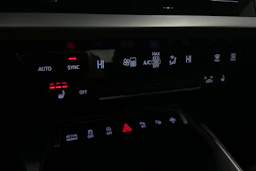 valkoinen Audi A3 2025 kuva 29.