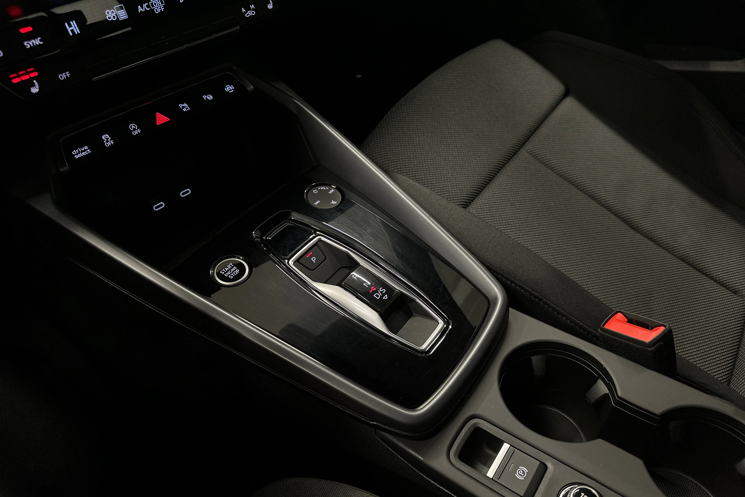 valkoinen Audi A3 2025 kuva 30.