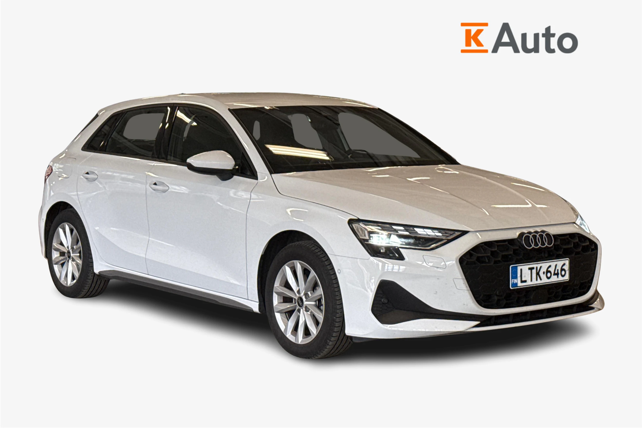 valkoinen Audi A3 2025 kuva 1.