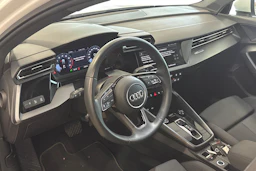 valkoinen Audi A3 2025 kuva 3.