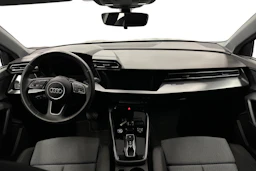 musta Audi A3 2025 kuva 7.