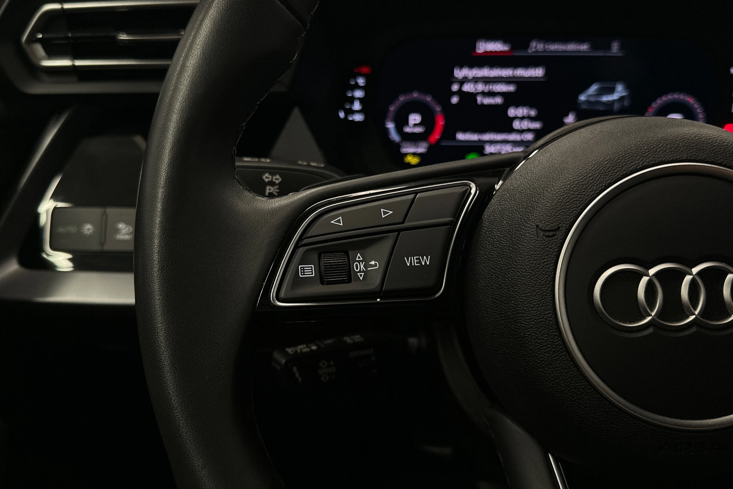musta Audi A3 2025 kuva 11.