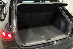 musta Audi A3 2025 kuva 32.