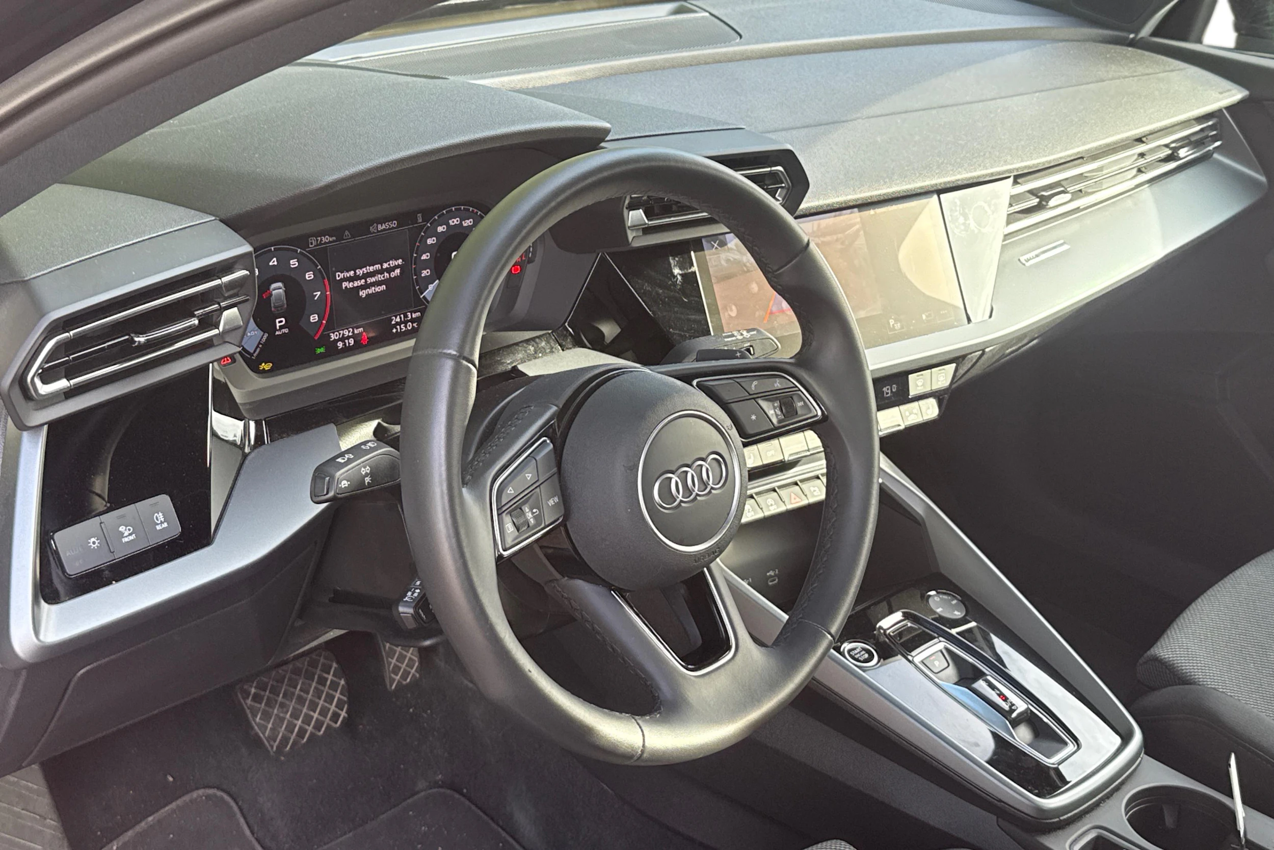 musta Audi A3 2025 kuva 3.