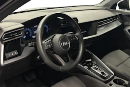 musta Audi A3 2025 kuva 6.