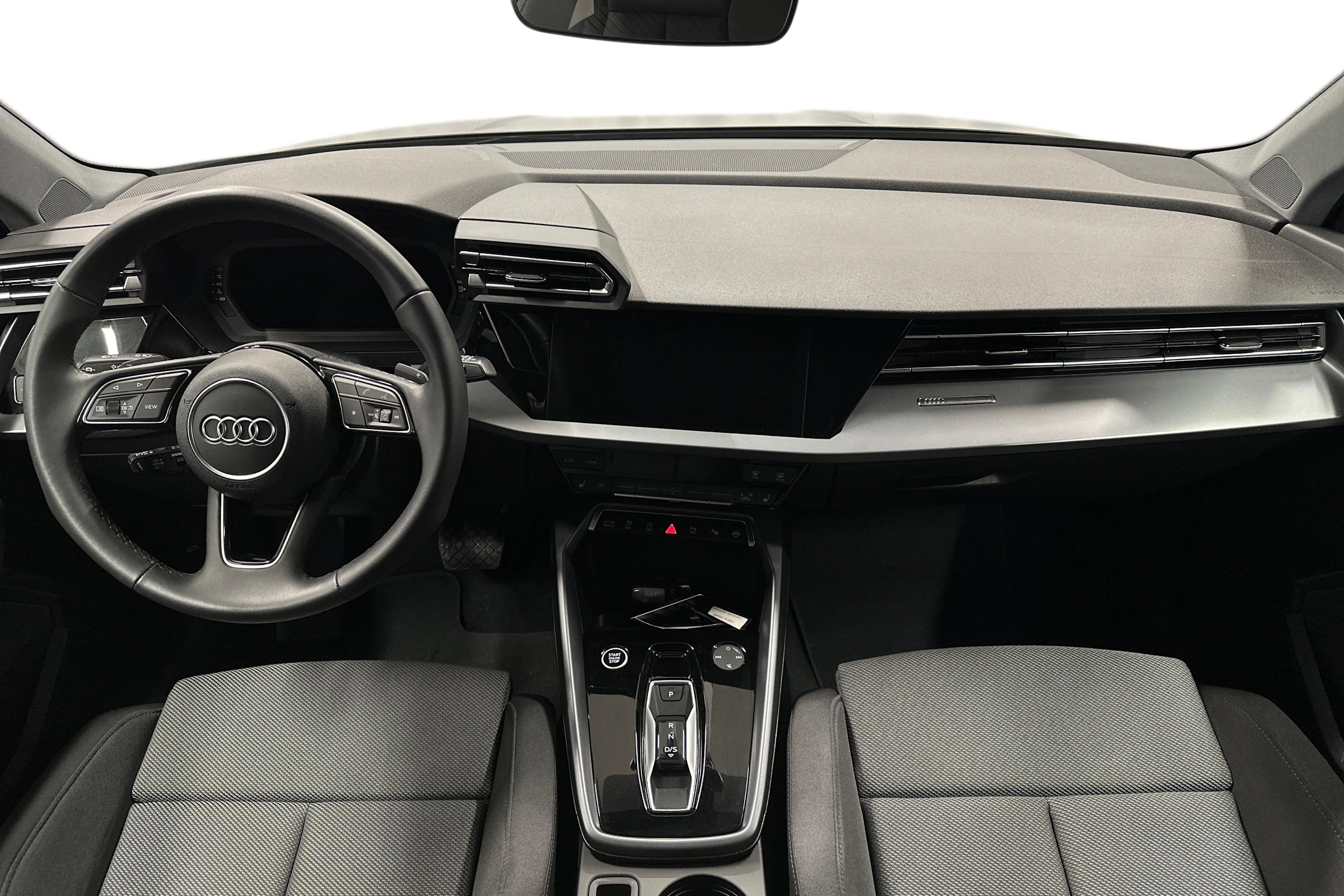 musta Audi A3 2025 kuva 7.