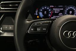 musta Audi A3 2025 kuva 11.