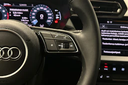 musta Audi A3 2025 kuva 12.