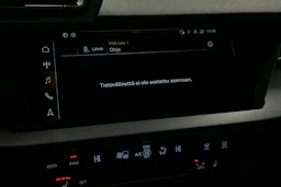 musta Audi A3 2025 kuva 19.