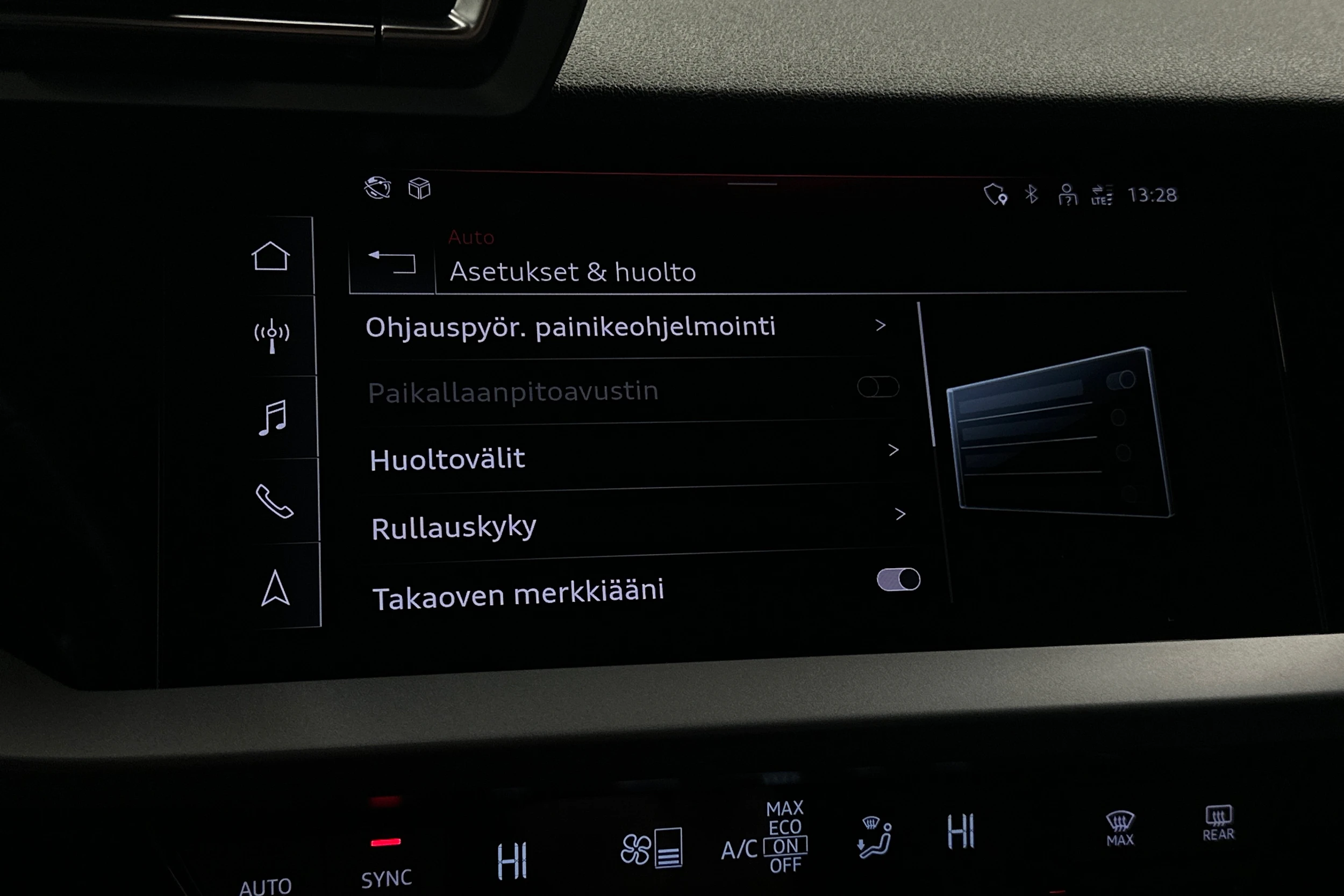 musta Audi A3 2025 kuva 27.