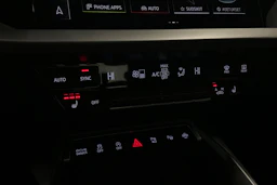 musta Audi A3 2025 kuva 31.