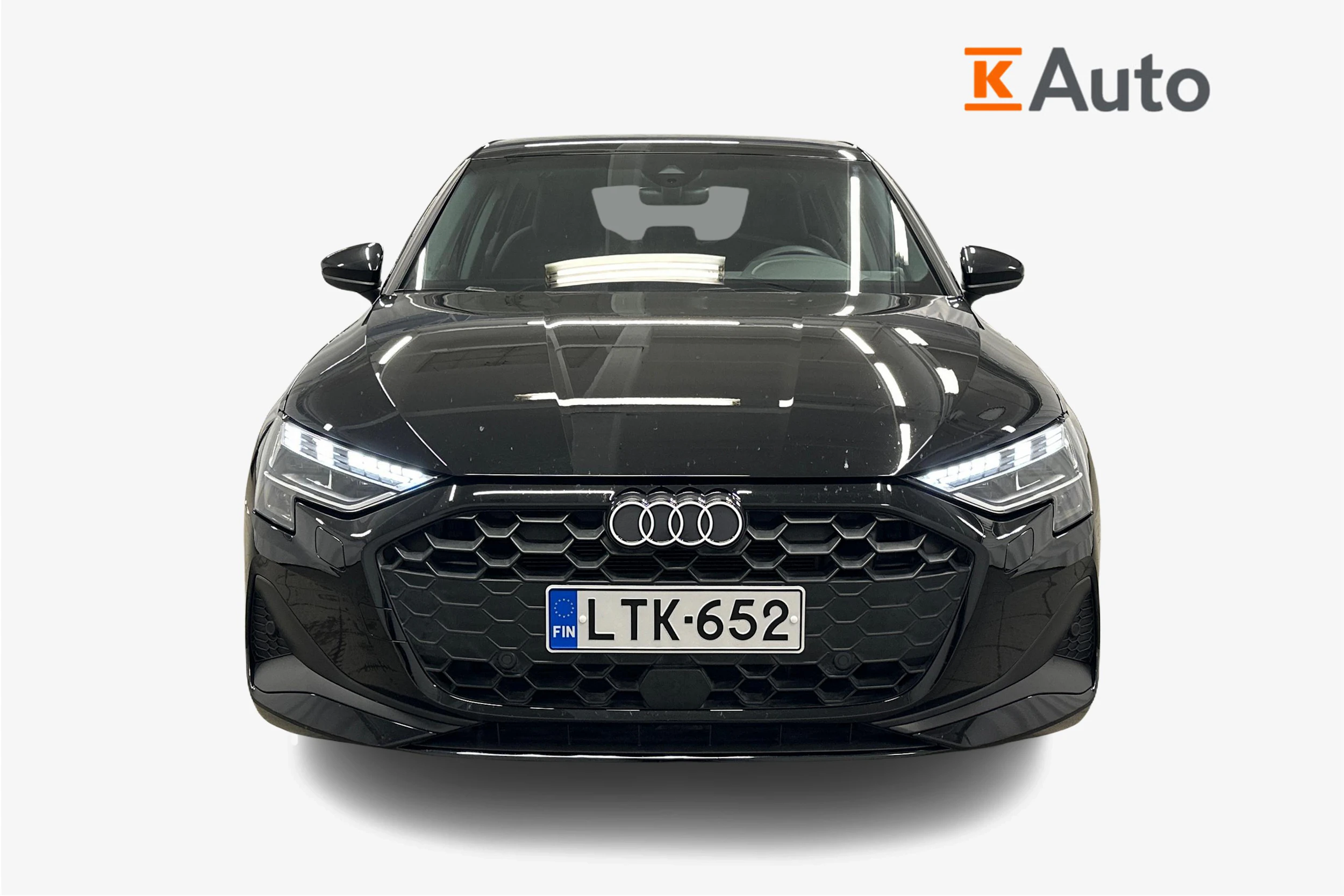 musta Audi A3 2025 kuva 4.