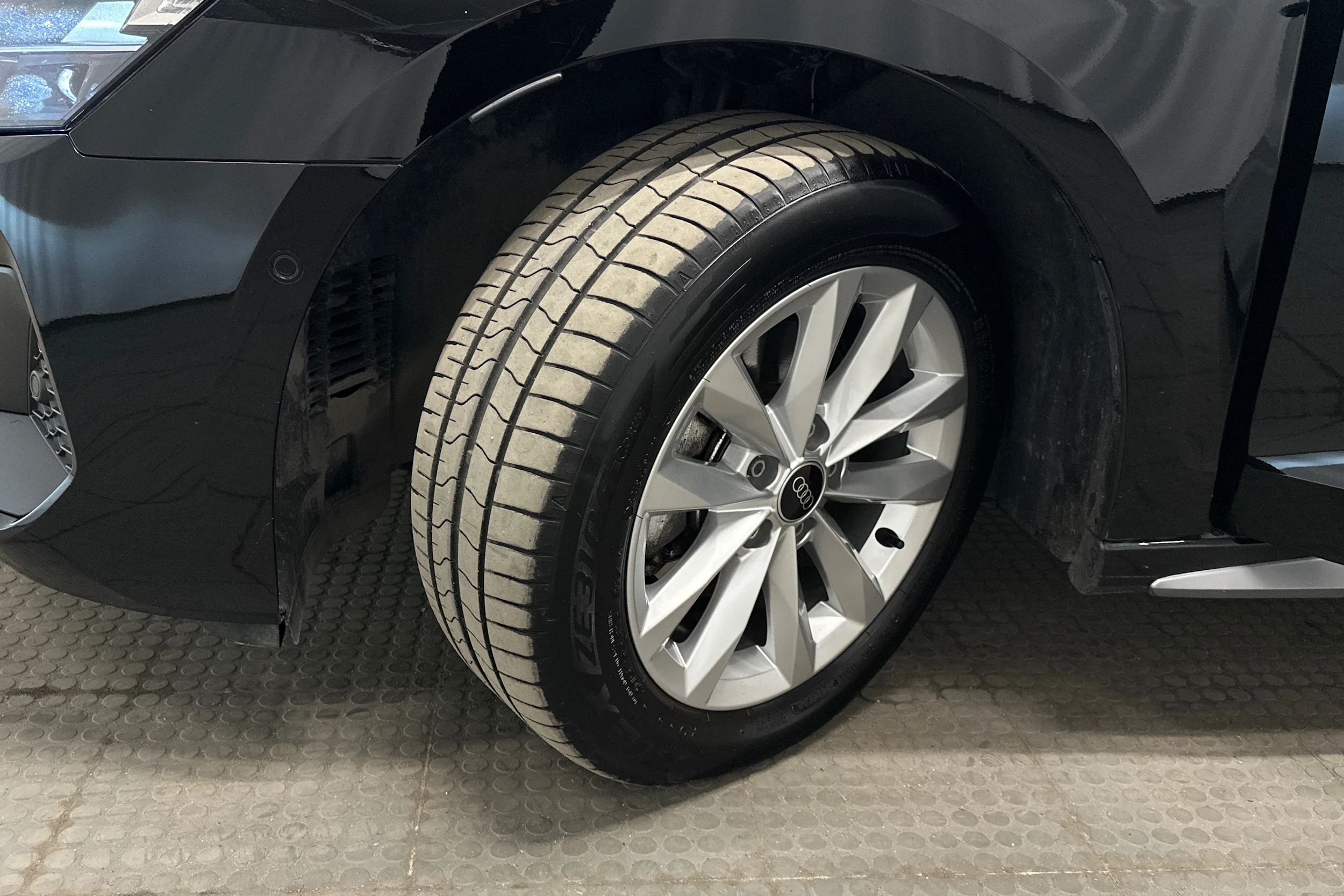 musta Audi A3 2025 kuva 10.