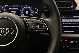 musta Audi A3 2025 kuva 12.