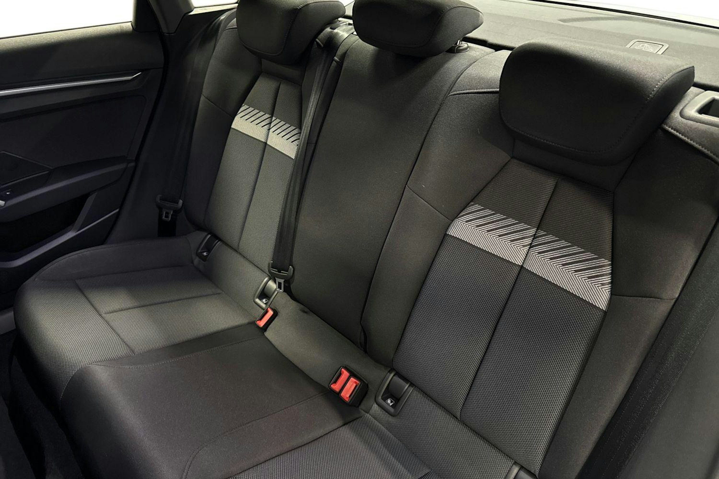 valkoinen Audi A3 2025 kuva 8.