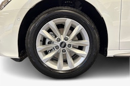 valkoinen Audi A3 2025 kuva 9.