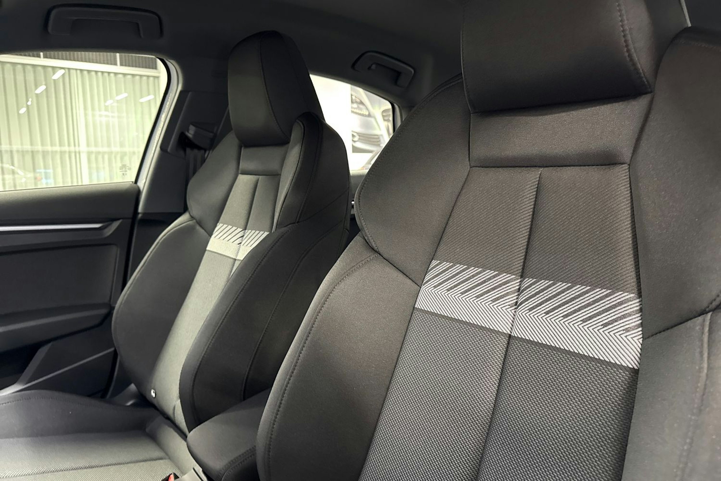 valkoinen Audi A3 2025 kuva 12.