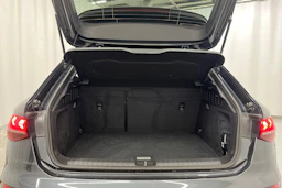 Harmaa Audi A3 2025 kuva 13.