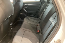 valkoinen Audi A3 2025 kuva 8.