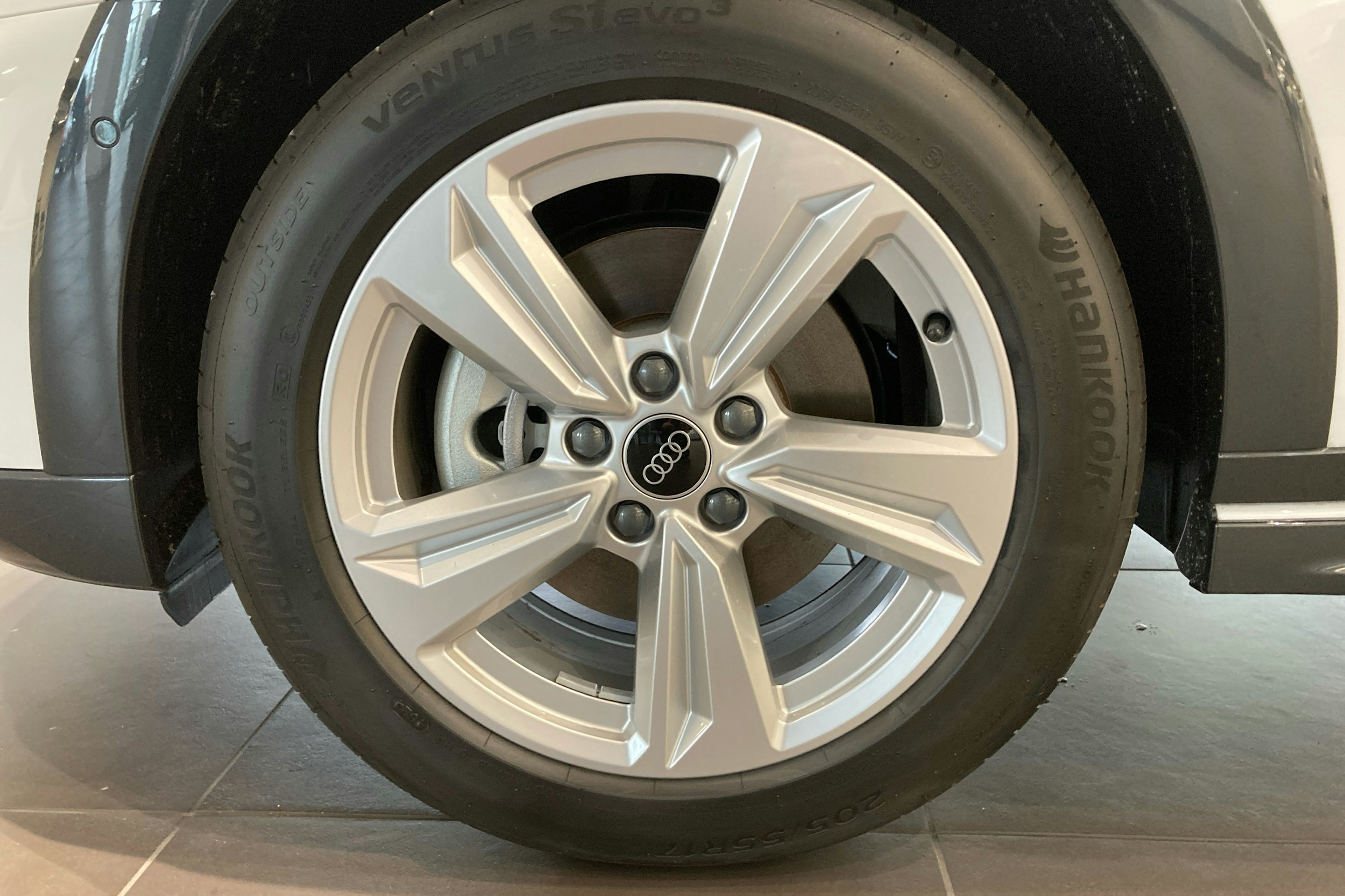 valkoinen Audi A3 2025 kuva 9.