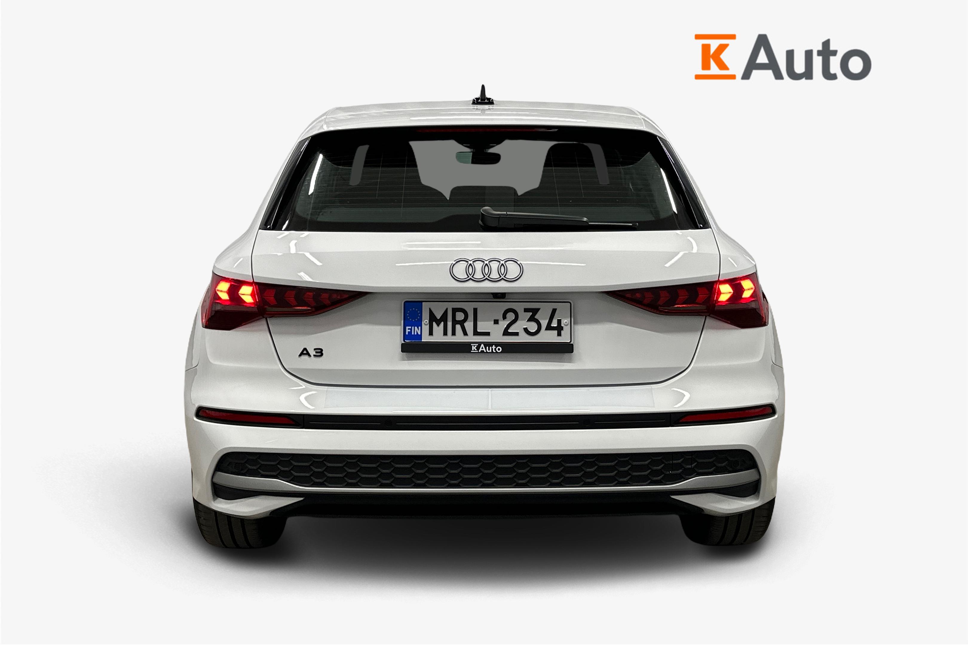 Audi A3 Sportback 30 TFSI 2025, kuva 3/36