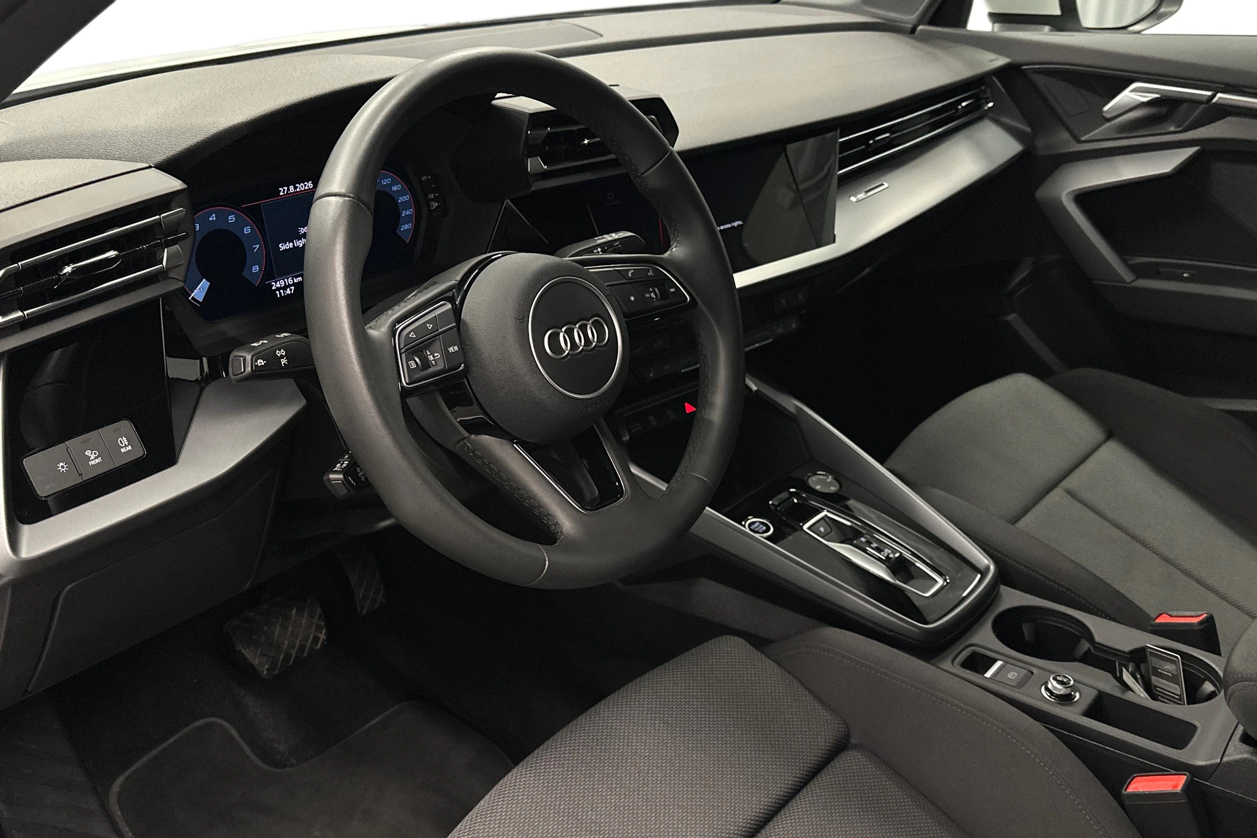 valkoinen Audi A3 2025 kuva 6.