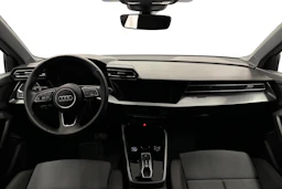 valkoinen Audi A3 2025 kuva 7.