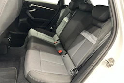 valkoinen Audi A3 2025 kuva 8.