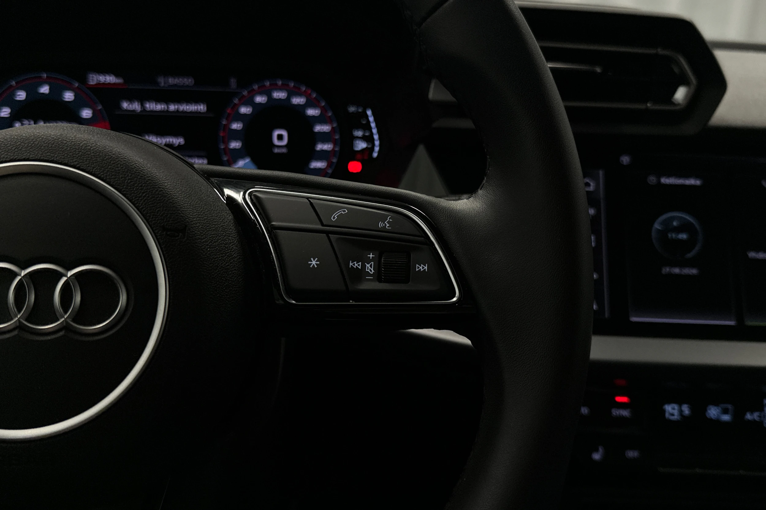 valkoinen Audi A3 2025 kuva 12.