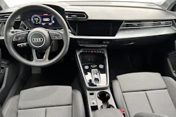 keltainen Audi A3 2025 kuva 7.