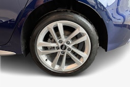 sininen Audi A3 2025 kuva 9.