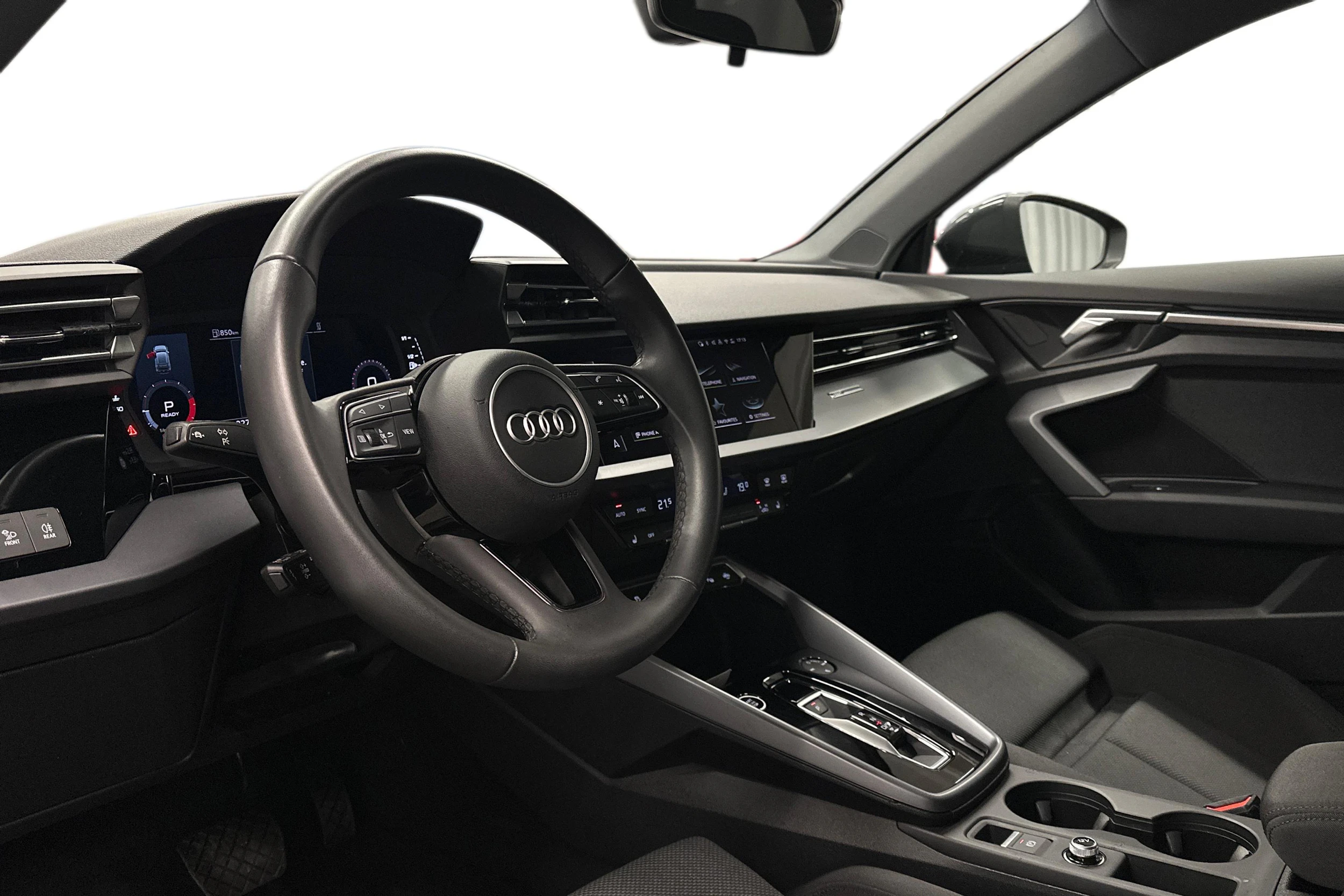 harmaa Audi A3 2025 kuva 6.