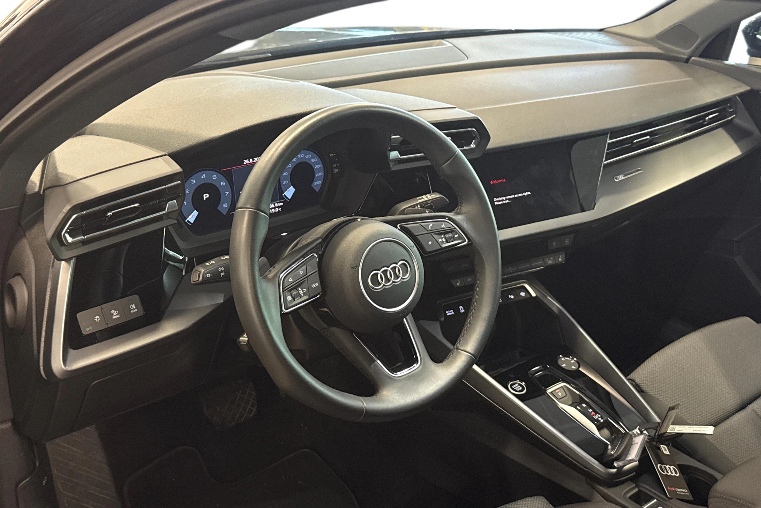 musta Audi A3 2025 kuva 3.