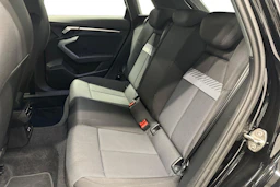 musta Audi A3 2025 kuva 8.