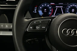 musta Audi A3 2025 kuva 11.