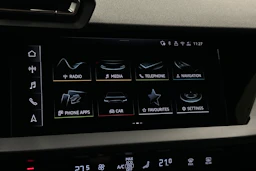 musta Audi A3 2025 kuva 16.