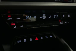 musta Audi A3 2025 kuva 29.