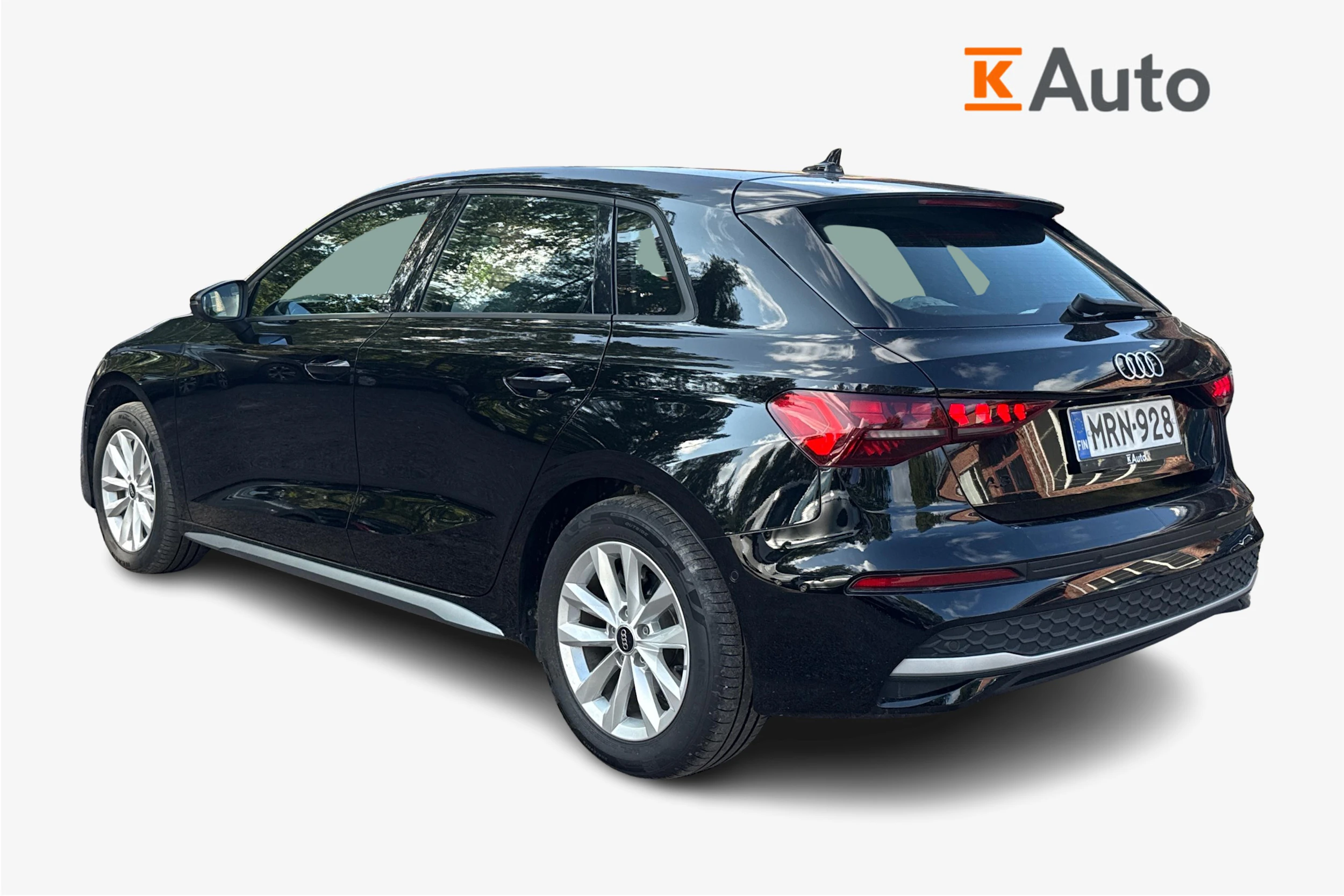 musta Audi A3 2025 kuva 2.
