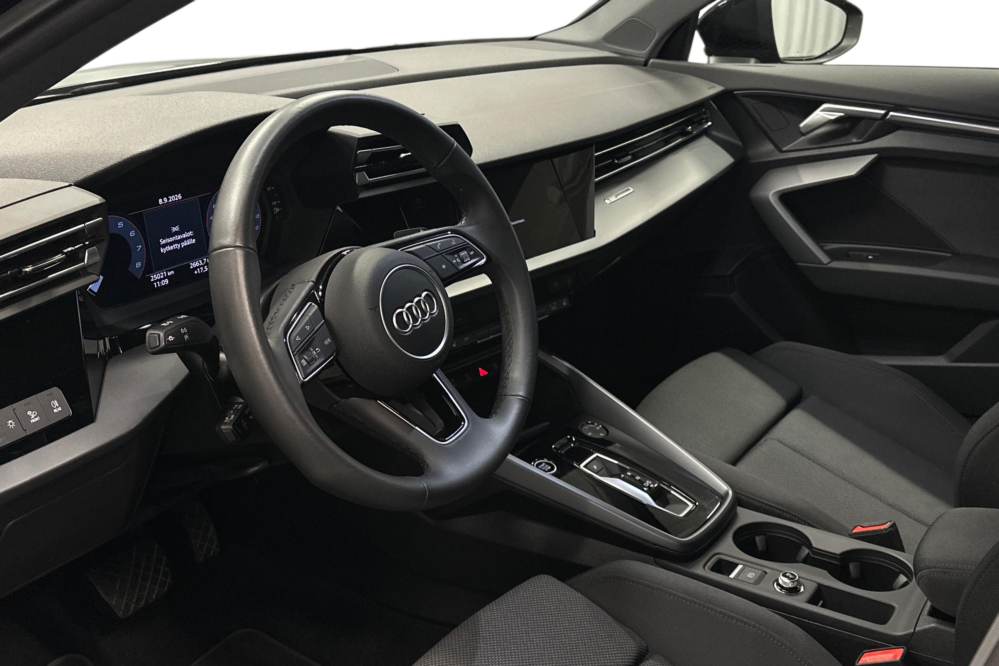 Audi A3 Sportback 30 TFSI 2025, kuva 6/33