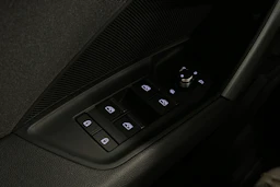 musta Audi A3 2025 kuva 14.