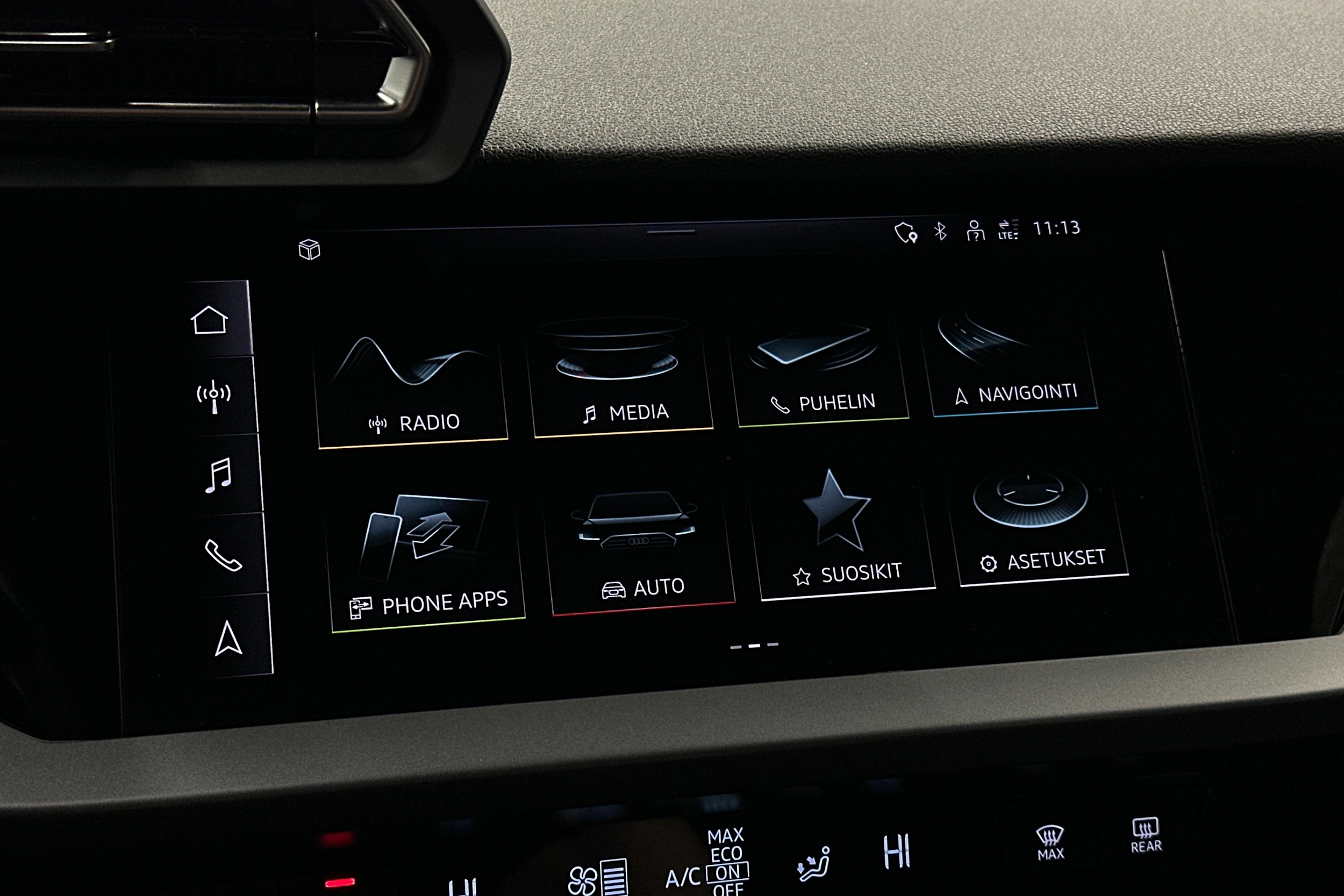 musta Audi A3 2025 kuva 16.