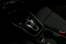 musta Audi A3 2025 kuva 29.