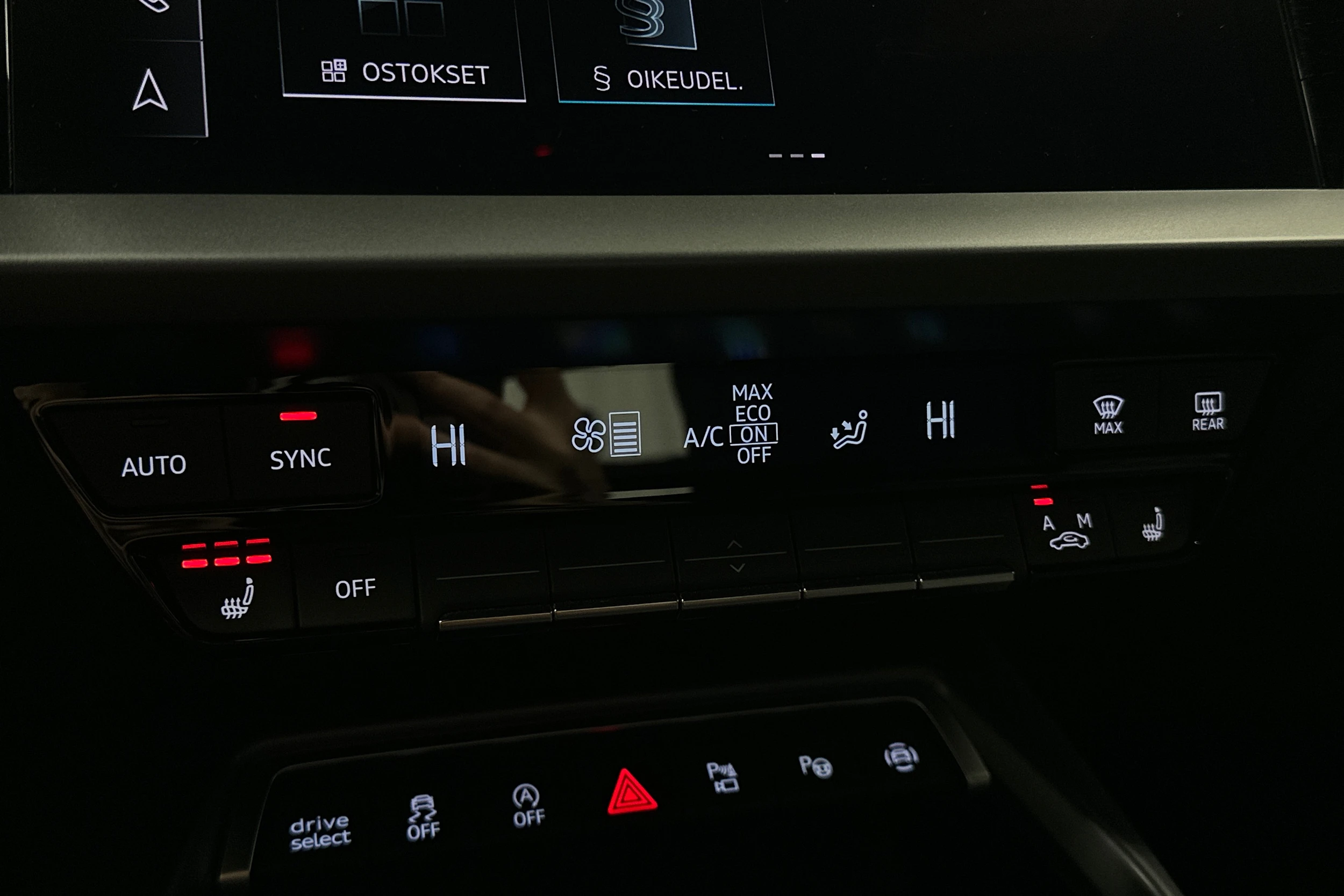 musta Audi A3 2025 kuva 30.