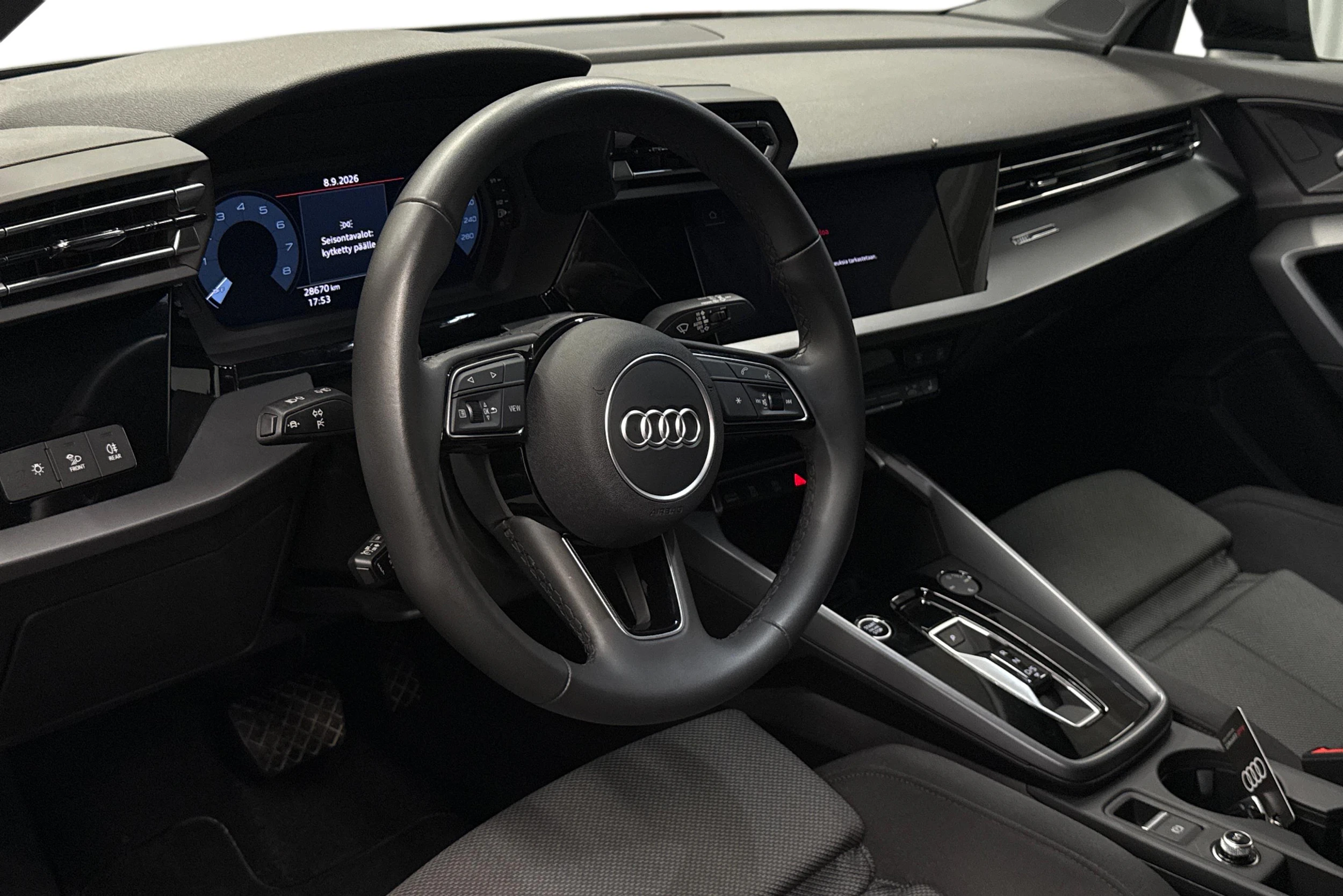 musta Audi A3 2025 kuva 6.